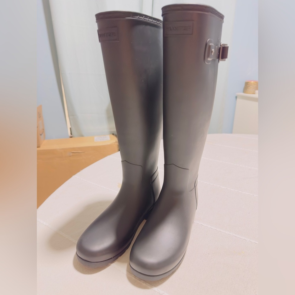 Hunter Women's Black Rain Boots